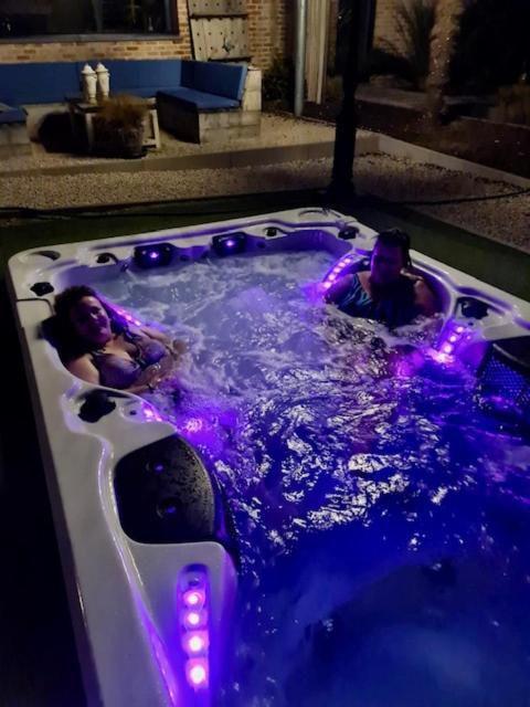 Een prachtige en luxueuze vakantiewoning dat is Hof Leskensdaele Geraardsbergen Buitenkant foto
